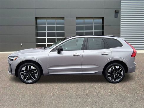 New 2026 Volvo XC60 B5 Plus w/ Protection Package Premier image 4