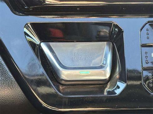 Used 2025 GMC Sierra 1500 AT4 w/ AT4 Premium Package image 8