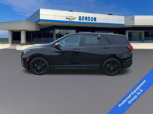 Used 2023 Chevrolet Equinox LS w/ LS Convenience Package FWD image 2