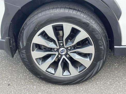 Used 2023 Subaru Outback Limited XT image 9