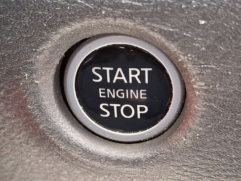 Used 2023 Nissan Frontier PRO-4X w/ Pro Convenience Package image 23