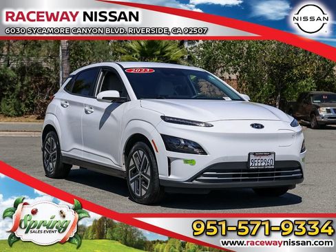 Used 2023 Hyundai Kona SE FWD image 1