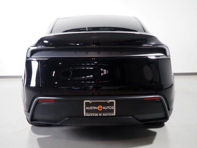 Used 2026 Tesla Model Y Long Range RWD image 58