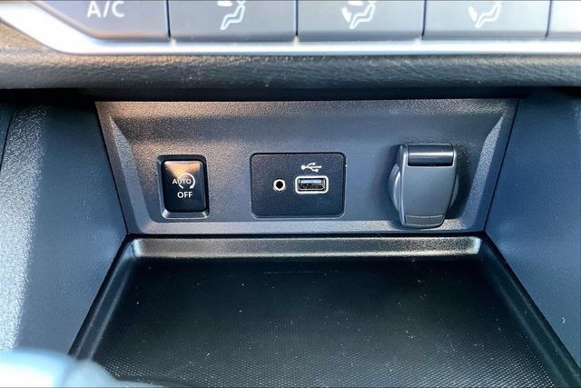 Certified 2025 Nissan Sentra S FWD image 15