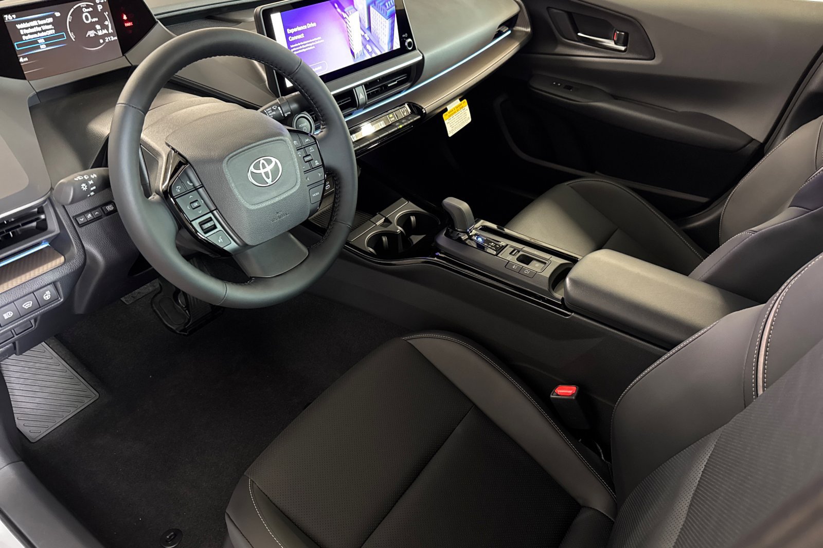 New 2027 Toyota Prius XLE FWD image 10