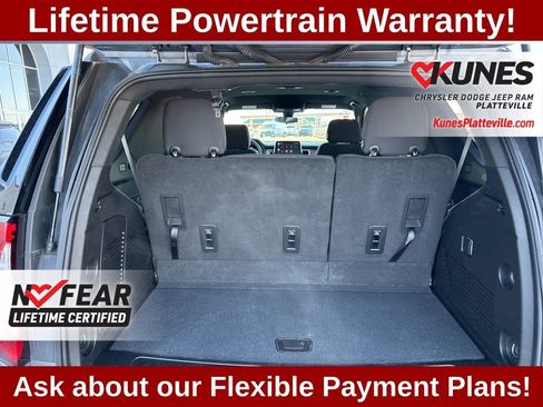 Used 2022 GMC Yukon SLE image 36