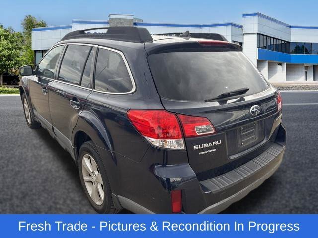 Used 2014 Subaru Outback 2.5i Premium AWD/4WD image 3
