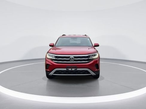 Certified 2022 Volkswagen Atlas SE w/ Black Wheel Package image 3