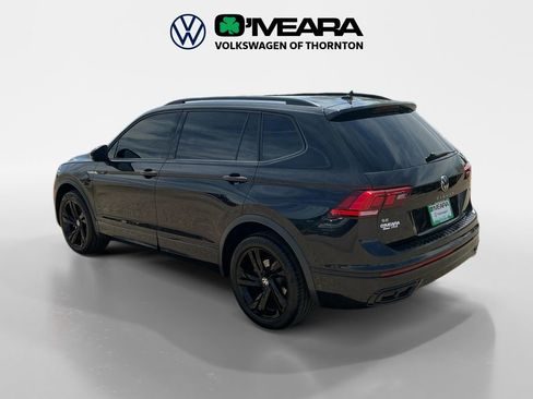 Used 2023 Volkswagen Tiguan SE R-Line AWD/4WD image 3