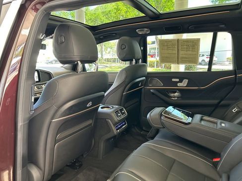 Used 2023 Mercedes-Benz Maybach GLS 600 4MATIC image 50