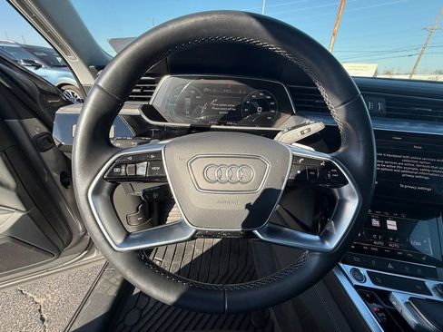 Used 2023 Audi e-tron Premium w/ Convenience Plus Package image 14