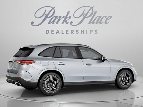 Certified 2026 Mercedes-Benz GLC 300 image 23