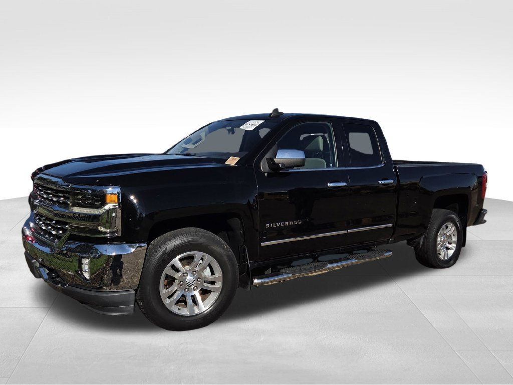 Used 2017 Chevrolet Silverado 1500 LTZ AWD/4WD image 6