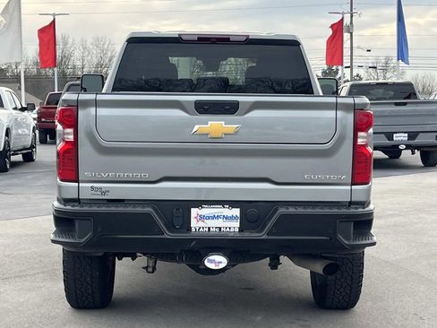 Certified 2024 Chevrolet Silverado 2500 Custom w/ Custom Value Package image 6