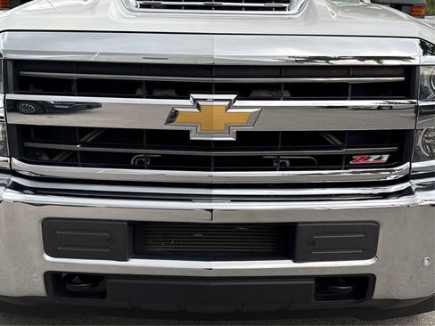 Used 2018 Chevrolet Silverado 2500 LTZ w/ Duramax Plus Package image 12