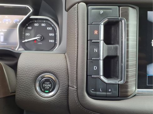 Used 2021 GMC Yukon Denali w/ Denali Ultimate Package AWD/4WD image 13