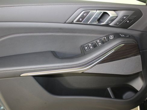 New 2026 BMW X5 xDrive40i w/ Climate Comfort Package image 12