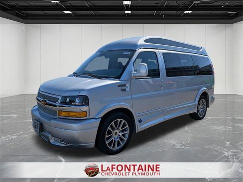 New 2025 Chevrolet Express 2500 w/ Driver Convenience Package image 1