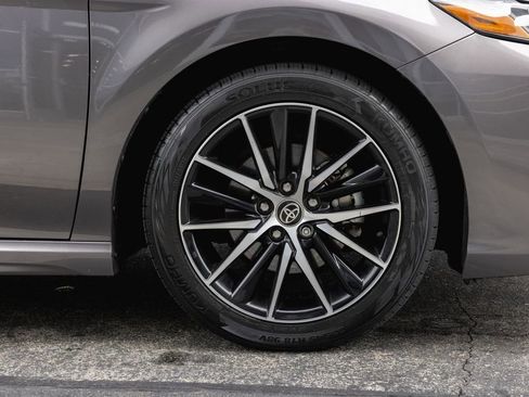 Certified 2023 Toyota Camry SE image 4