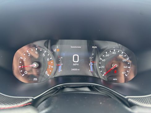 Used 2025 Jeep Compass Trailhawk image 21