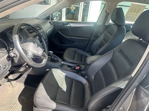 Used 2015 Volkswagen Jetta SE FWD image 8