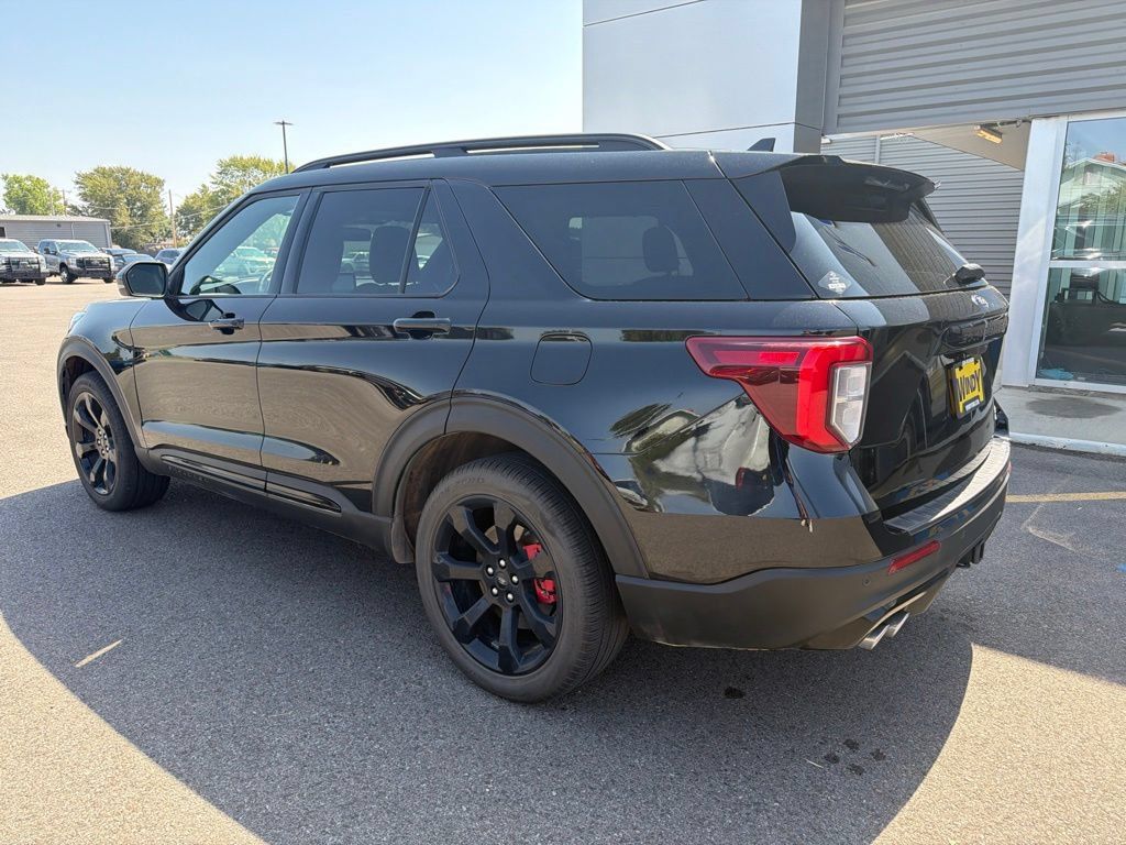 Used 2024 Ford Explorer ST w/ Equipment Group 401A AWD/4WD image 8