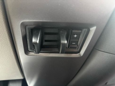 Used 2016 Ford F150 XLT image 21