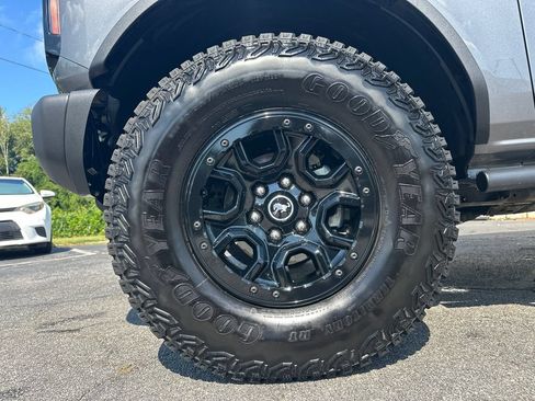 Used 2025 Ford Bronco Badlands AWD/4WD image 12