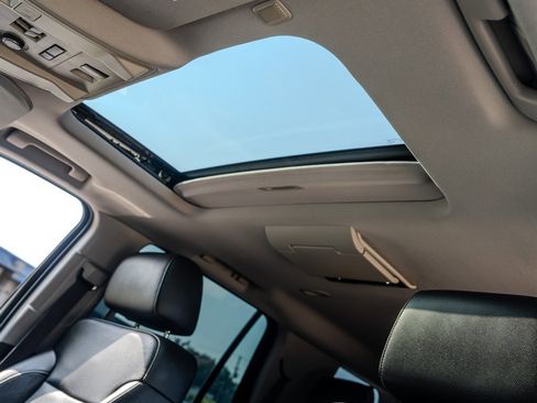Used 2015 Chevrolet Tahoe LTZ RWD image 28