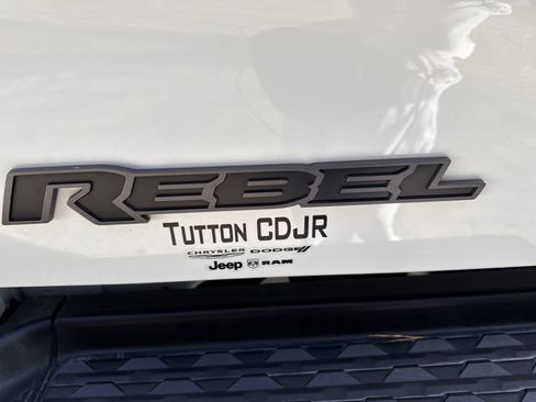 New 2025 RAM 2500 Rebel w/ Rebel Level 2 Equipment Group image 20