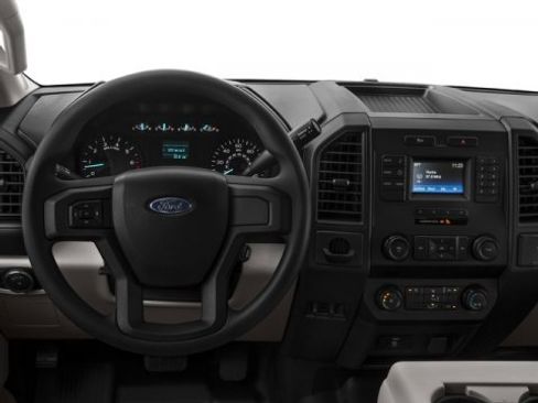 Used 2016 Ford F150 XL w/ Equipment Group 101A Mid image 6