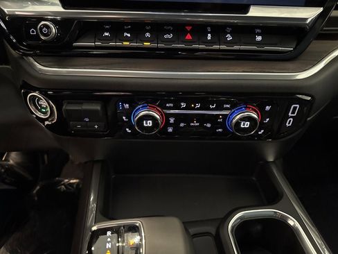 New 2026 GMC Sierra 1500 SLT w/ SLT Premium Plus Package image 27