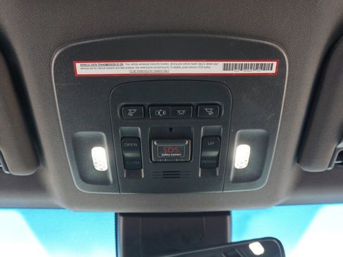 Used 2020 Toyota Avalon TRD image 25