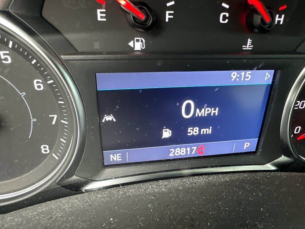 Used 2023 GMC Terrain SLT AWD/4WD image 16