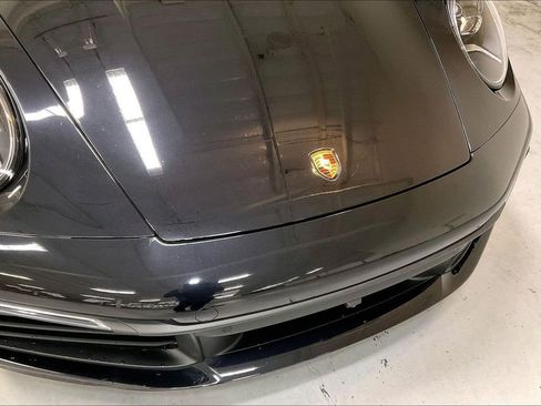 Used 2024 Porsche 911 Carrera 4S w/ Premium Package image 31