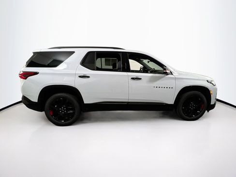 Used 2023 Chevrolet Traverse Premier w/ Redline Edition AWD/4WD image 4