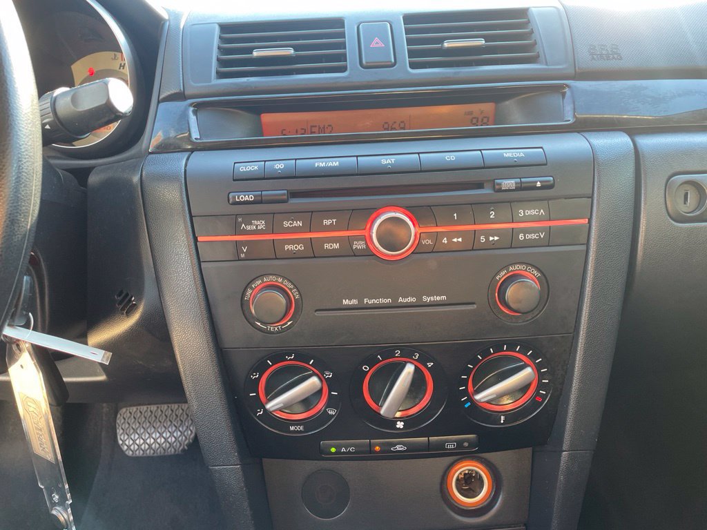 Used 2008 MAZDA MAZDA3 i Touring FWD image 11