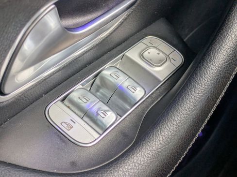 Used 2022 Mercedes-Benz GLE 350 image 29