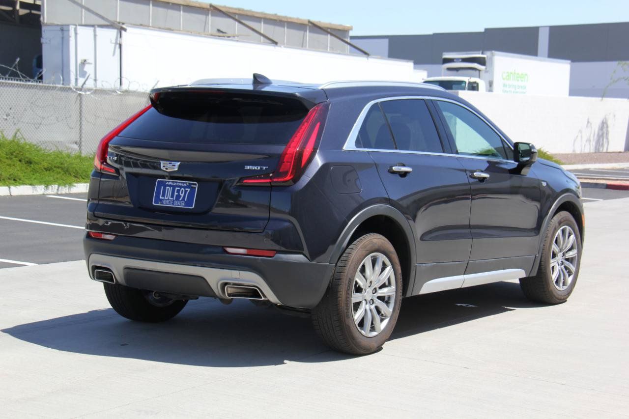 Used 2022 Cadillac XT4 Premium Luxury w/ Driver Awareness Package FWD image 5