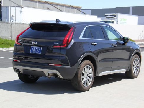 Used 2022 Cadillac XT4 Premium Luxury w/ Driver Awareness Package FWD image 5