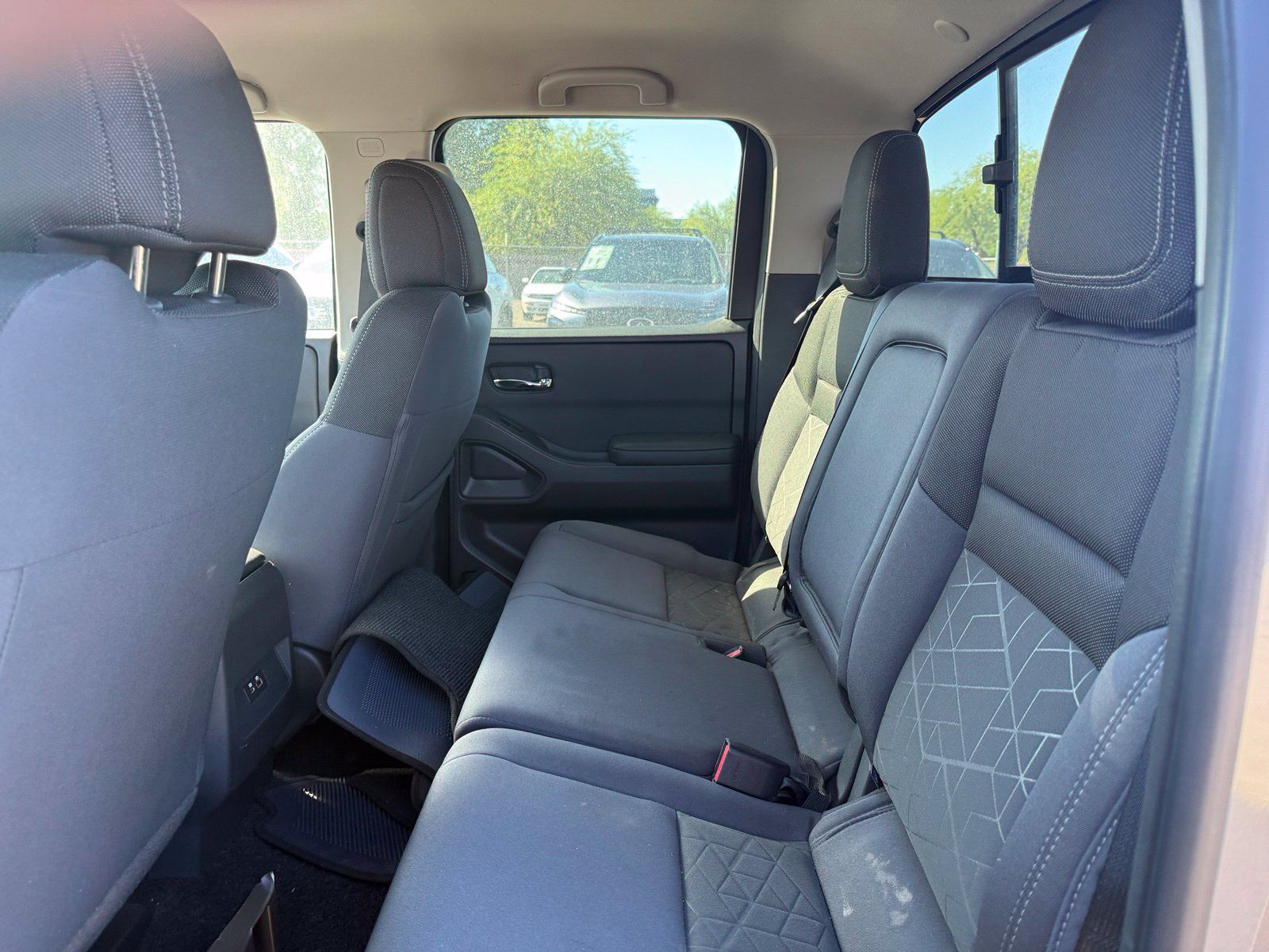 Certified 2025 Nissan Frontier SV RWD image 10