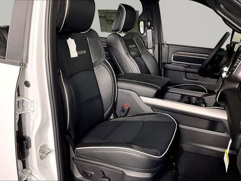 New 2026 RAM 2500 Laramie w/ Night Edition AWD/4WD image 12
