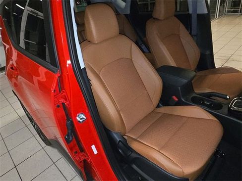 Used 2025 Kia Soul EX image 24