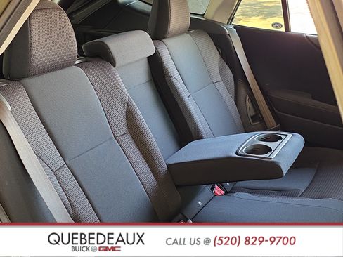 Used 2024 Subaru Outback Premium AWD/4WD image 17