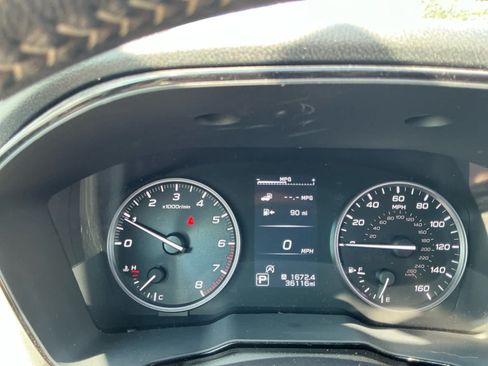 Used 2024 Subaru Outback Premium AWD/4WD image 16