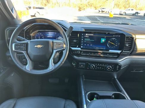 Used 2025 Chevrolet Silverado 2500 LTZ w/ LTZ Premium Package AWD/4WD image 13