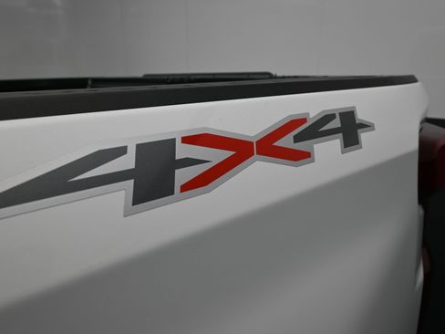 Used 2022 Chevrolet Silverado 1500 Custom image 32