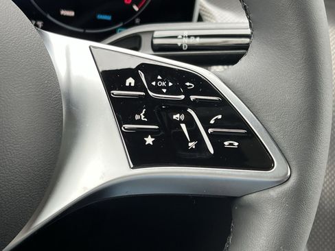 New 2026 Mercedes-Benz GLC 300 4MATIC image 29