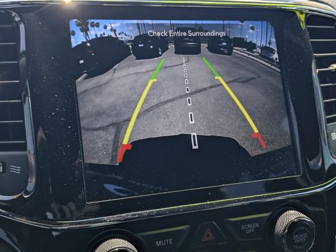 Used 2021 Jeep Grand Cherokee Limited w/ Quick Order Package 28K 80th image 11