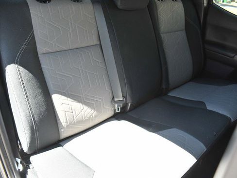 Used 2023 Toyota Tacoma TRD Off-Road image 28